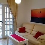 Bonito, Luminoso, Cerca Del Mar Con Parking