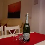 Bonito, Luminoso, Cerca Del Mar Con Parking