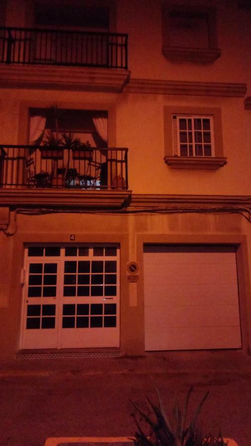 Bonito, Luminoso, Cerca Del Mar Con Parking * Tarifa